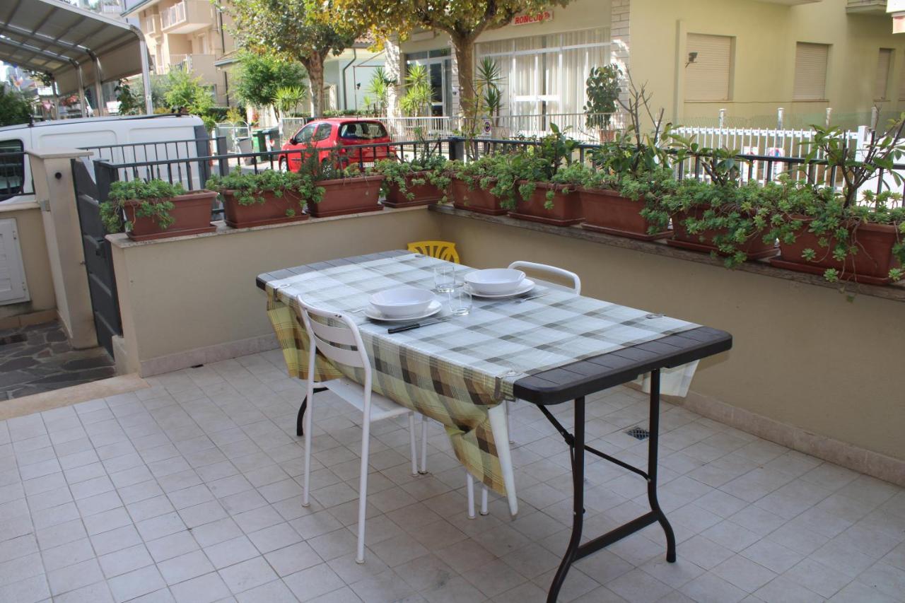 Sea Sweet Home Rimini Exterior foto